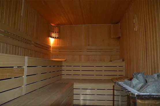 Lovcen House Отель Измит