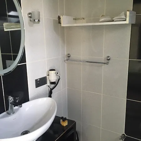 Lovcen House Hotel