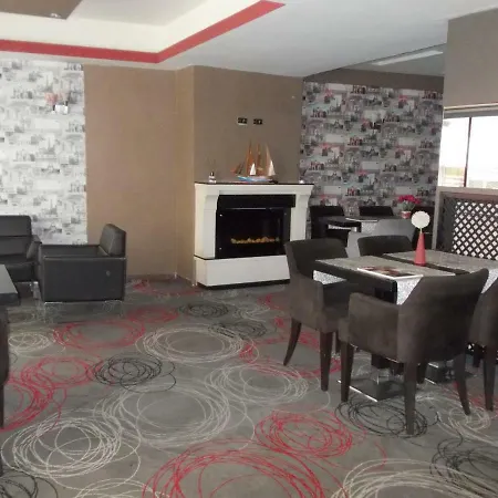 Hotel Lovcen House