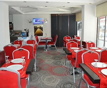 Hotel Lovcen House *