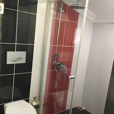 Hotel Lovcen House Izmit