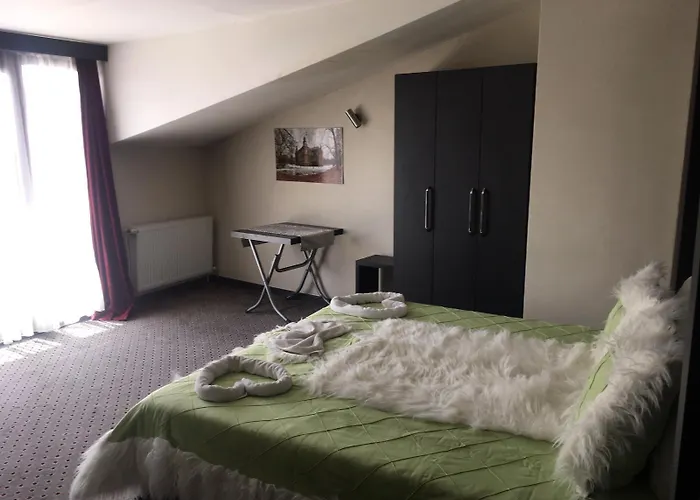 Lovcen House Hotel Izmit